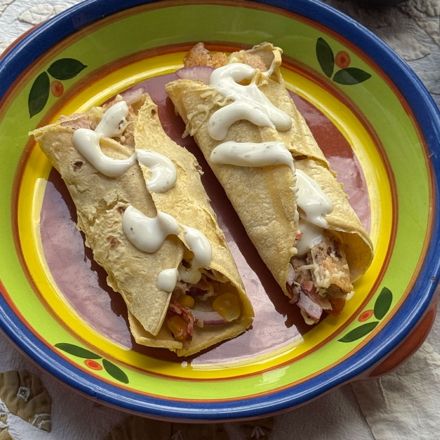 Tacos con milanesa de pollo Fazán